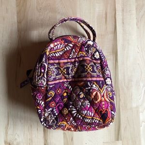 PURPLE PAISLEY VERA BRADLEY LUNCHBOX LIKE NEW CONDITION